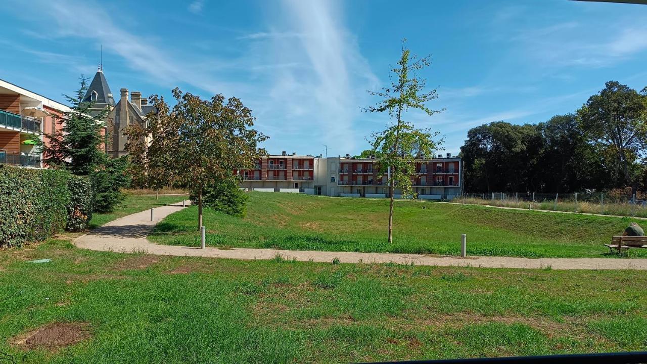Les Soleiades Apartment Beziers Bagian luar foto